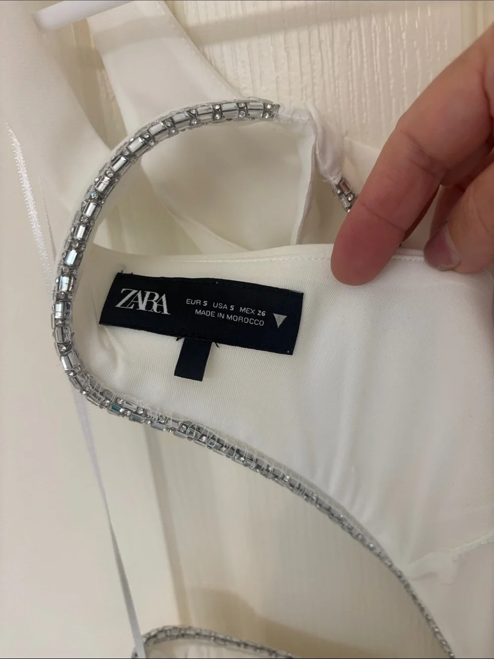 Zara White Beaded-Trim Sleeveless Top - Picture 4 of 5